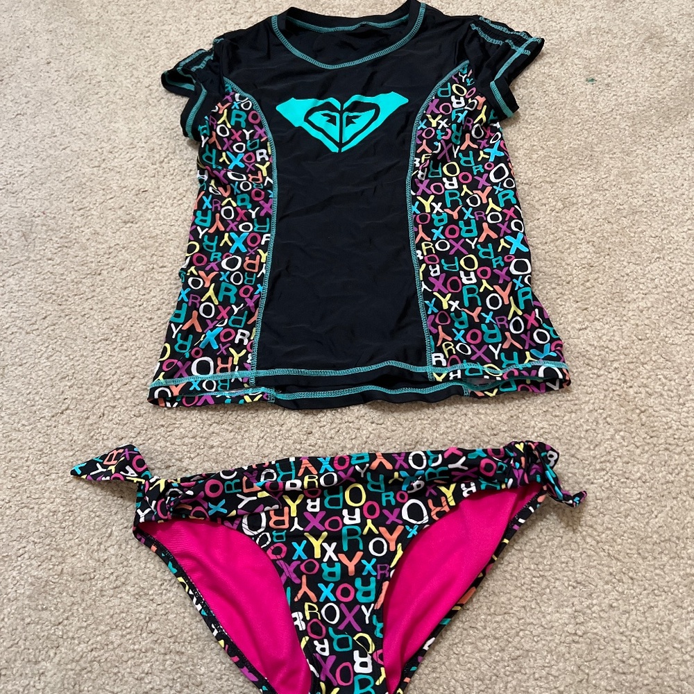 Girls 2 piece swimsuit